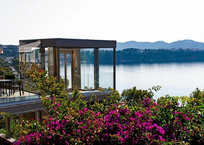 Ξενοδοχείο με διαμερίσματα Alexis 4*