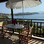 Apart Otel Alexis 4*