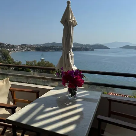 Alexis Aparthotel