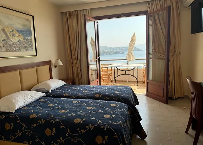 Alexis Aparthotel 4*